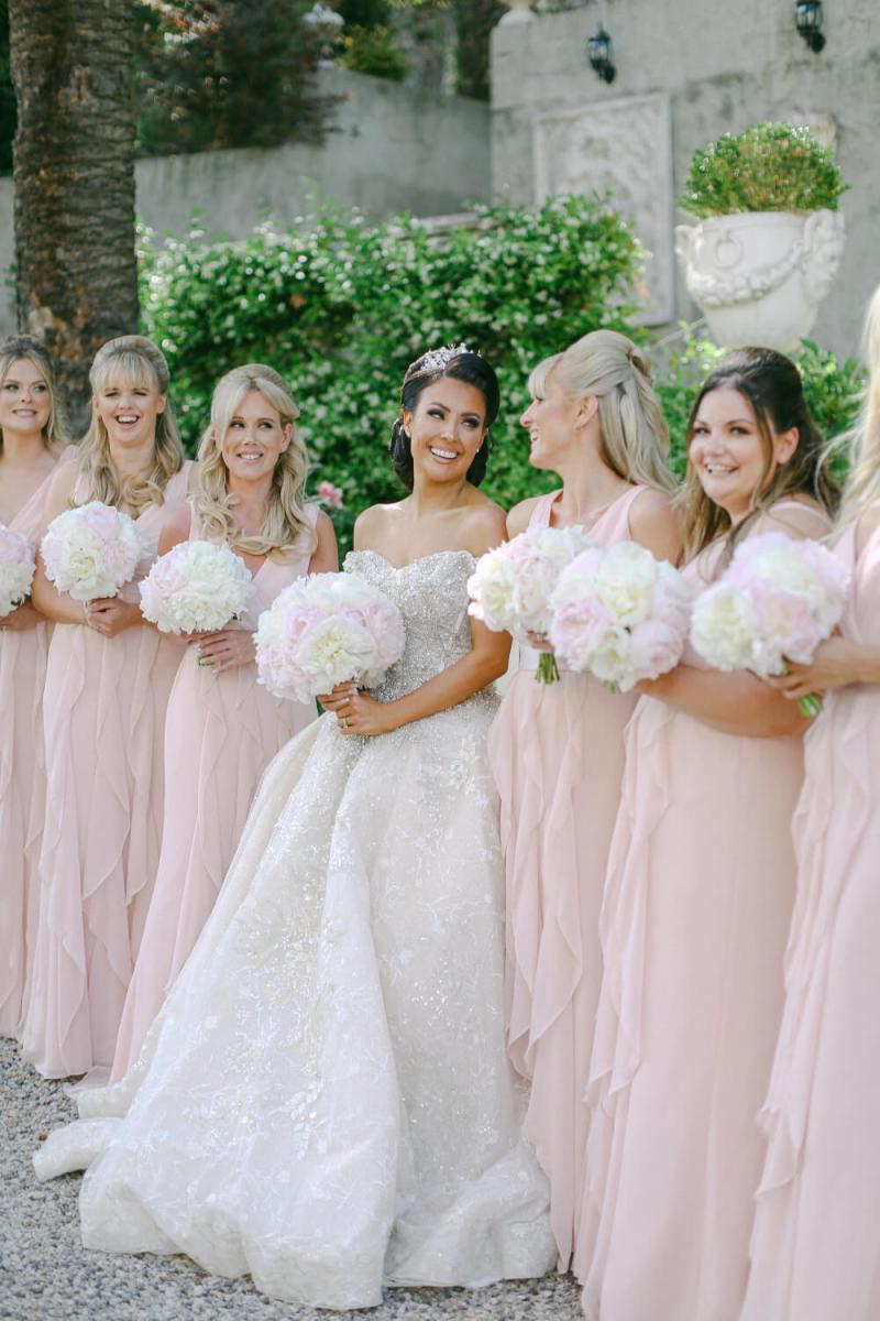 Bridal party with matching natural makeup and soft pink lips