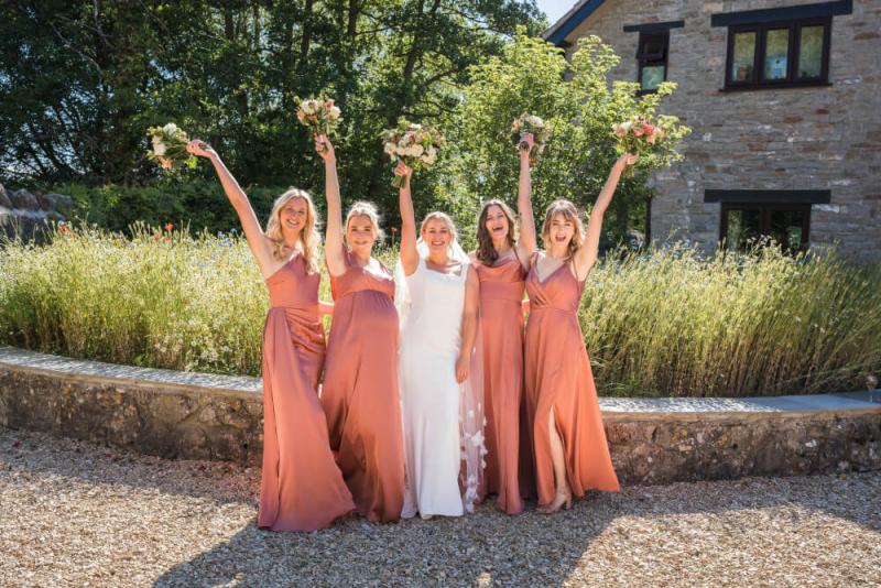Group bridesmaid makeup looks with rose gold eyeshadow and nude lips