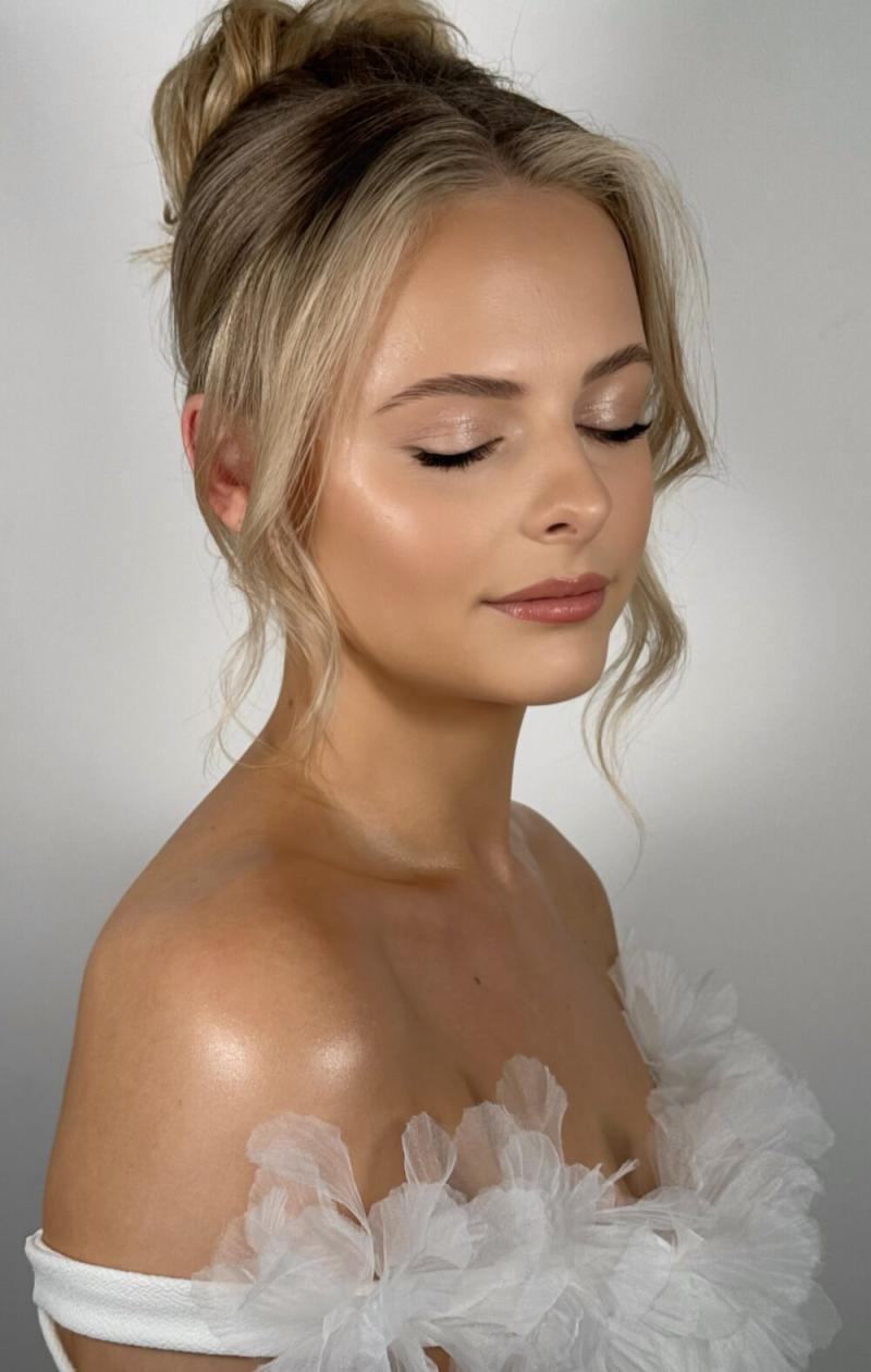 jo-frankham-makeup-wedding-portfolio-1739111525.jpeg