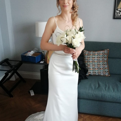 Makeup by Naomi Frazer - Wedding Review Image