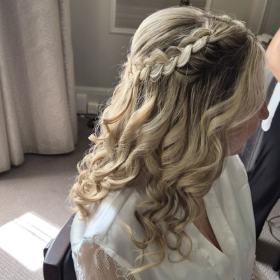 Absolutely Flawless Bridal Hair and Makeup - Wedding Review Image