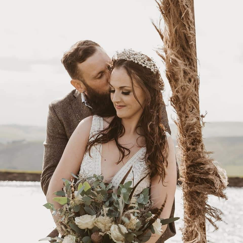 - Make Me Bridal Artist: Sophie Healey MUA. Photography by: Little Lunar Photography. #boho #bridalmakeup