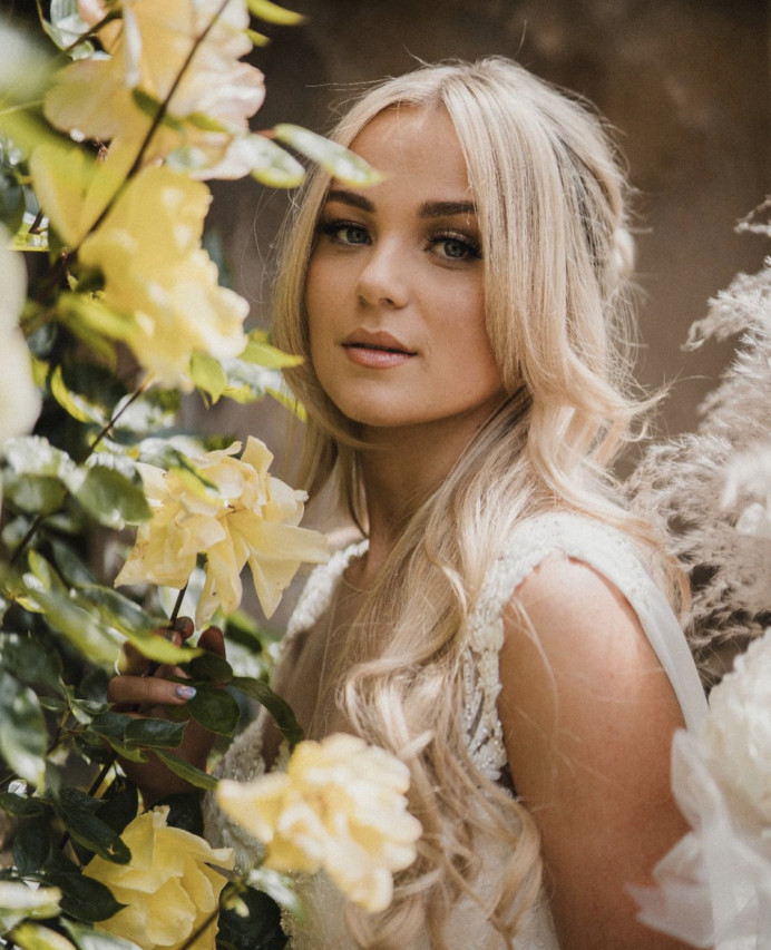 Photos from a modern bridal shoot done earlier this year in Perth. - Make Me Bridal Artist: Jennifer Ross Make up. Photography by: Jacqui. #bohemian