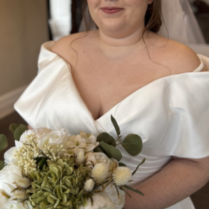 Featured portfolio item for Lily Winfield MUA