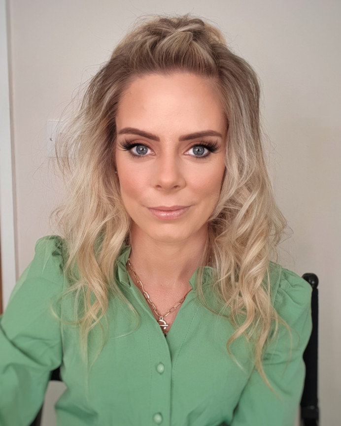Warm tones on blue eyes, eyelashes for a slight foxy look with a medium to full coverage base - Make Me Bridal Artist: Sidni Leigh Makeup Artist. Photography by: Sidni. #nars #bridesmaid #beauty