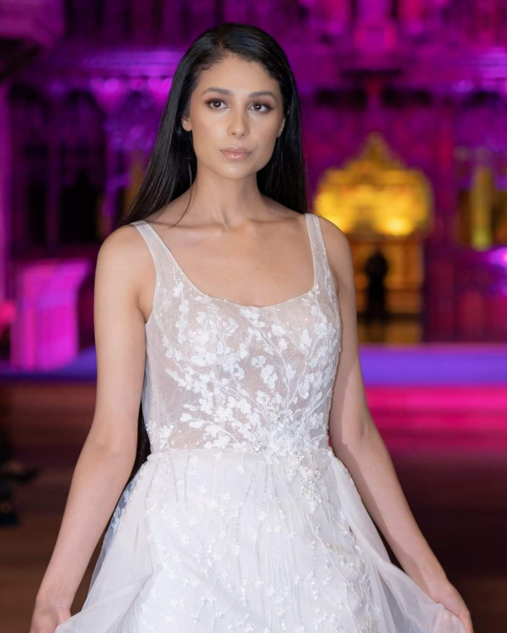 Cheshire Fashion Week 21 - Make Me Bridal Artist: Sidni Leigh Makeup Artist. Photography by: Flo. #weddinghairandmakeup #weddingdress #dreamy #fashion