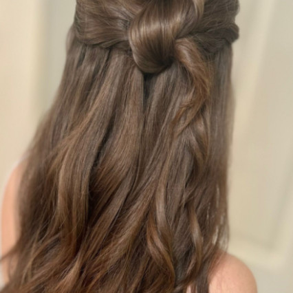  Photography by: Amineh. #modernhair