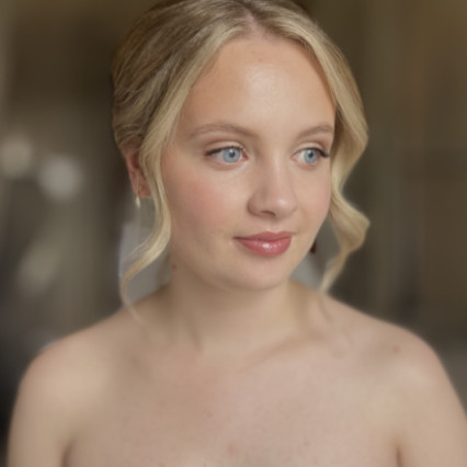  #naturalmakeup #soft #bridalmakeup #freshmakeup #naturalweddingmakeup #forthenaturalbride #modernbride #hampshiremakeupartist #modernmakeup #cleanbeauty #enhancingmakeup #hampshirehairandmakeup