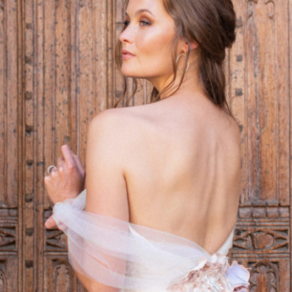  #naturalmakeup #coolbride #weddinghairandmakeup #freshmakeup #surreymakeupartist #modernbride #hampshiremakeupartist #effortless #bronzedmakeup