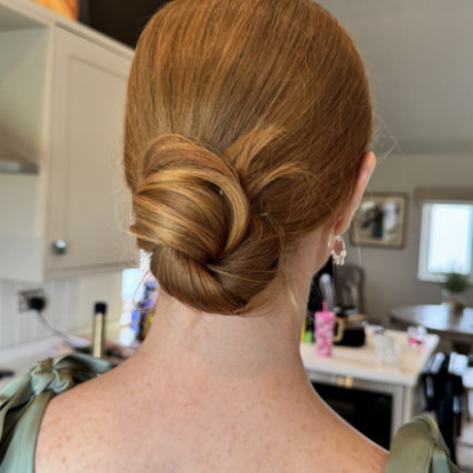 Sleek low bun - #lowbun #sleek #sleekhair #sleekupdo