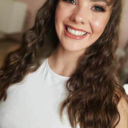 Prices are on my website, feel free to check out :) - #classic #wavyhair #nudelip #softglammakeup