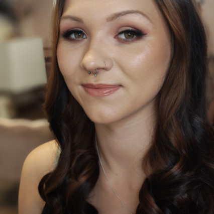 Minimum booking fee £100 is required - #glamorous #softglam #curls