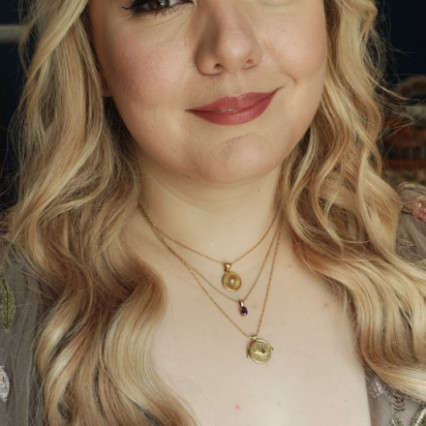 Dream team:
Makeup by @ Glow by Juliana
Hair by Georgia Philips
via Natalie Jane bridal - #bohemian #naturalmakeup #wingedliner