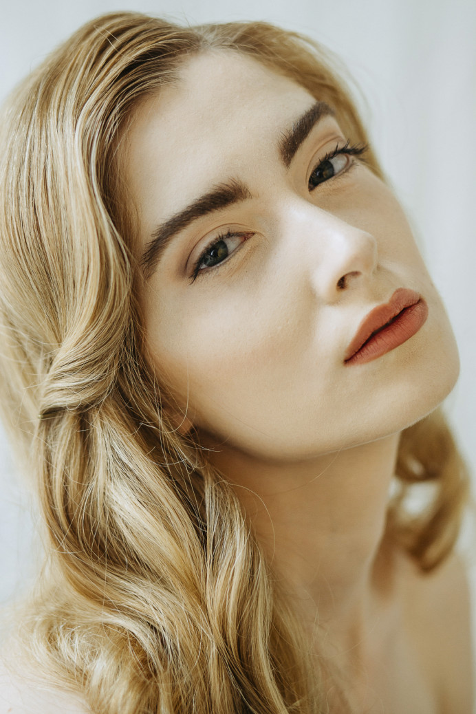 - Make Me Bridal Artist: Julia Jeckell Hair and Make-up Artist. Photography by: Shelley Richmond. #classic #glamorous #beauty #autumn