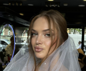 Tetiana Kurtyniuk - Bridal Artist