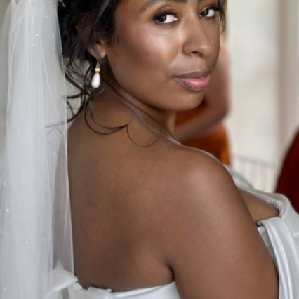  Photography by: Me. #bridalmakeup #bridalhair