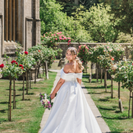  Photography by: Na. #bridalhair #hollywoodwaves #ponytail