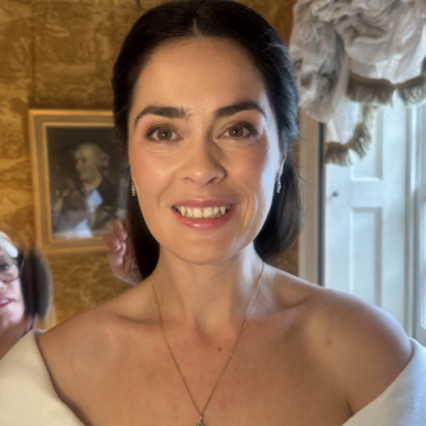  Photography by: Me. #naturalmakeup #bridalhair