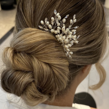  #bridalhair #weddinghair