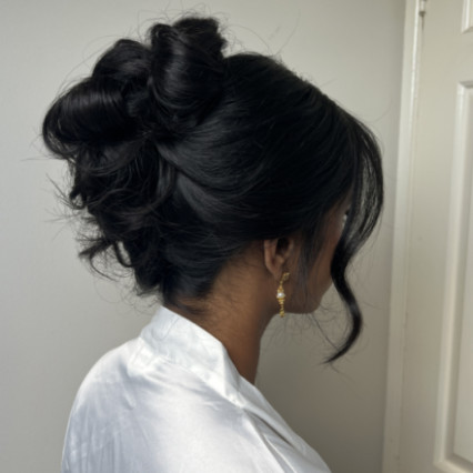 Featured portfolio item for Izzy Milne MUA