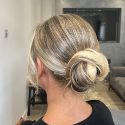  #bridalhair #hairup #bridesmaidhair #lowbun #eleganthair #smoothupdo