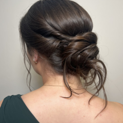  #lowbun #bohohair #lowupdo #relaxedhair