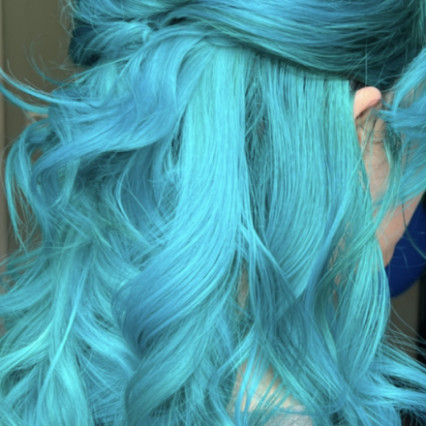  #halfuphair #curls #colourful #halfuphalfdown