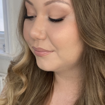 Featured portfolio item for Sarahheslopmakeup