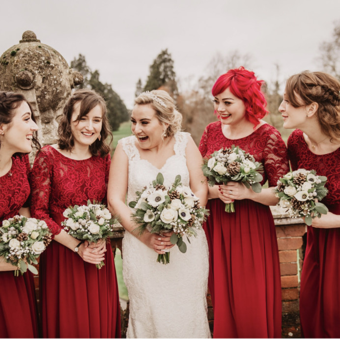 Bride and Bridesmaids makeup - Make Me Bridal Artist: The studio effect . Photography by: Alistair Jones. #glamorous #naturalmakeup #bohobride #bridalmakeupartist #bridesmaidsmakeup #countryside #bridesmakeup #enhancingmakeup