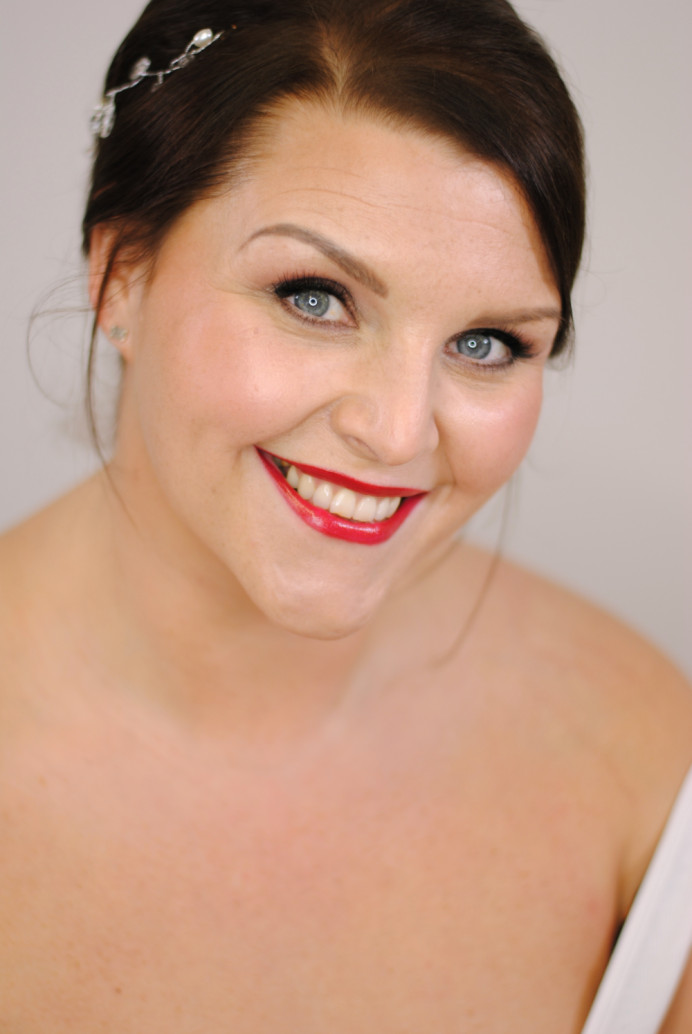 Classic red lip bridal makeup. Sophisticated and elegant style. - Make Me Bridal Artist: Jenna Dale Makeup Artist. Photography by: Jenna Dale. #classicmakeup #timeless #sophiscated #elelegnt