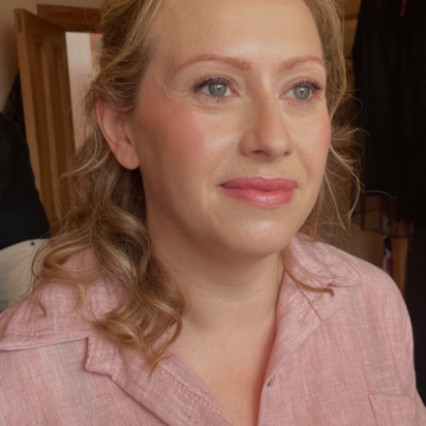 Featured portfolio item for Poised Artistry