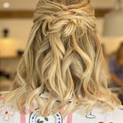  #halfuphair #halfuphalfdown