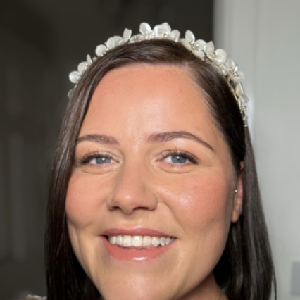 Cat’s bridal look; encapsulating the true idea of natural makeup to enhance the real you! - #naturalmakeup #bridalmakeup #glow #fresh