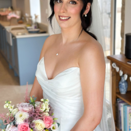 Featured portfolio item for Bridal makeup by Ayham