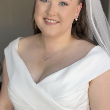 Bridal hair and makeup - #bridalmakeup #bridalhair #airbrushedmakeup #bridalhairstylist