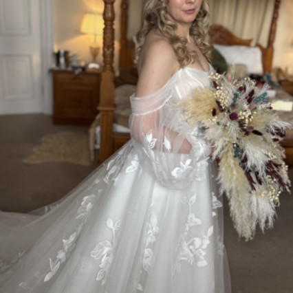  #bridalmakeup #makeup #bride #softglam