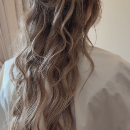 This was a preview appointment at The Private Hair Studio in Clitheroe.

The bride to be wanted a half up - half down messy bun inspired updo. 

The bride to be had very fine short natural hair with a full head of nano hair extensions.

We wanted to keep volume but still look effortless and natural.
Clitheroe, Ribble Valley, Lancashire, Blackburn, Whalley, Skipton, Yorkshire, Manchester, Cheshire - #boho #halfuphalfdown