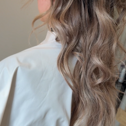 This was a preview appointment at The Private Hair Studio in Clitheroe.

The bride to be wanted a half up - half down messy bun inspired updo. 

The bride to be had very fine short natural hair with a full head of nano hair extensions.

We wanted to keep volume but still look effortless and natural.

Clitheroe, Ribble Valley, Lancashire, Blackburn, Whalley, Skipton, Yorkshire, Manchester, Cheshire - #bohemian #halfuphalfdown