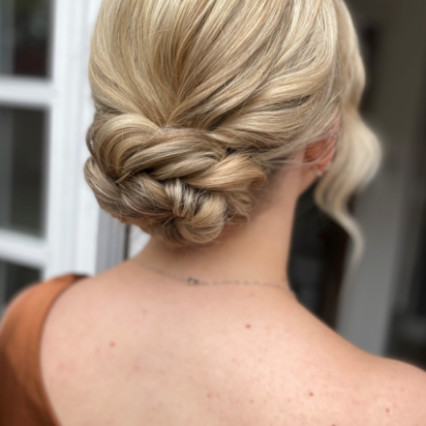 Pretty low bun - Photography by: Charlotte Heather Bridal Hair. #updo #lowbun