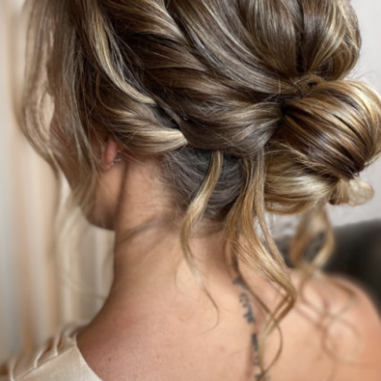 Romantic Low Bun - Photography by: Charlotte Heather Bridal Hair. #lowbun #romantic #texturedupdo