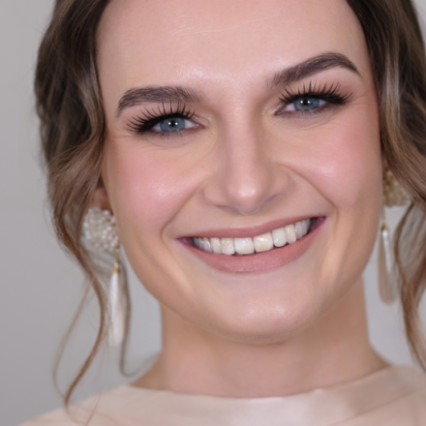  Photography by: Lourdgene Howes. #naturalmakeup #soft #elegantmakeup #softmakeup #bridesmaidhairandmakeup