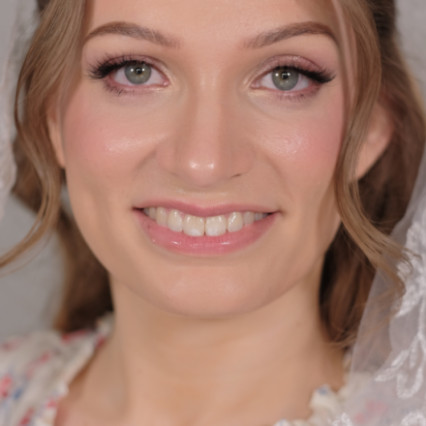 Featured portfolio item for House of Howes Brides