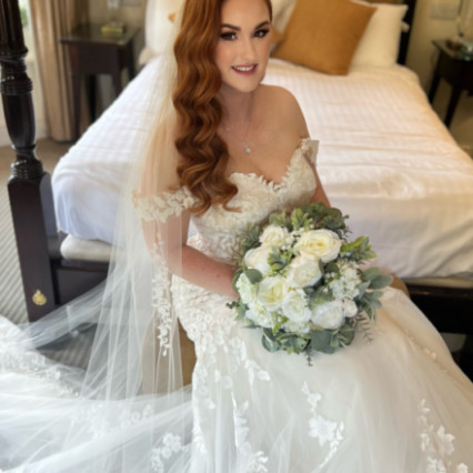 Photography by: By Rebecca Eve. #glamorous #bridalmakeup #bridalhair #redhead #hollywoodwaves #longhair #softglam