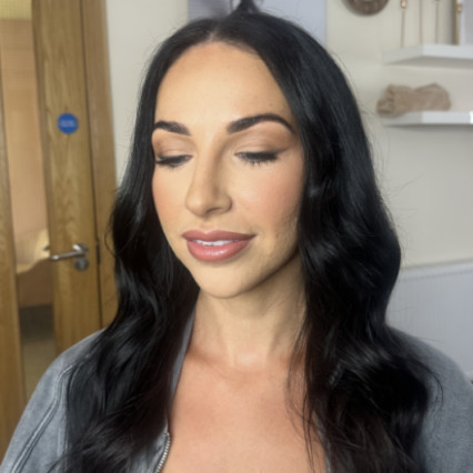  #waves #smoothwave #softglammakeup #weddingmakeupartist