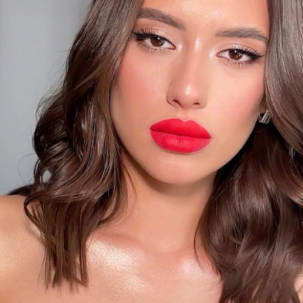  Photography by: Milena Shevtsova. #classic #vintage #redlip