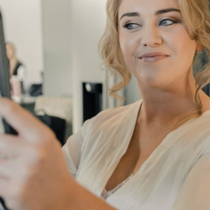 Featured portfolio item for Kelly Lilly MUA