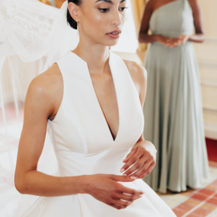 My bride wanted her look to be elegant, luminous and over her style was editorial. She had the most fantastic skin which I enhanced with illuminating product, eyes were defined and lips were soft. A wedding in St Paul’s cathedral with a beautiful dress and Cathedral veil did all the talking, the make up didn’t have to! - Photography by: Andrea Godfrey Photography. #gettingready #glow #bridalmakeup #elegant #bun #perfectmakeup #dewyskin #editorial #glowing