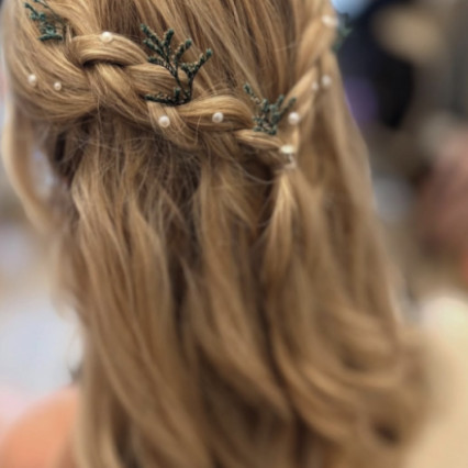  #classic #blonde #simple