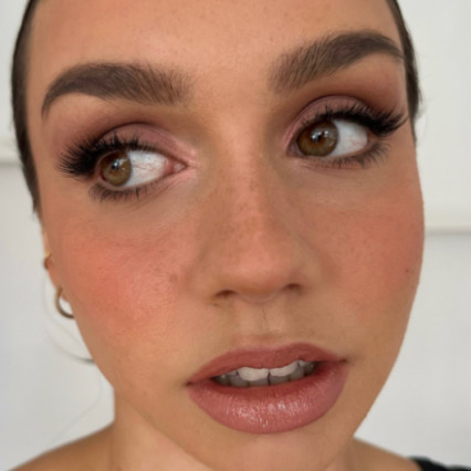 Featured portfolio item for Imogen Williams - Hair & make-up artist