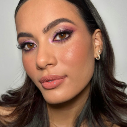 Purple Smokey eyes - evening slam. Sleek smooth hairstyle. - #smokeyeyes #sleekhair #yorkshirewedding